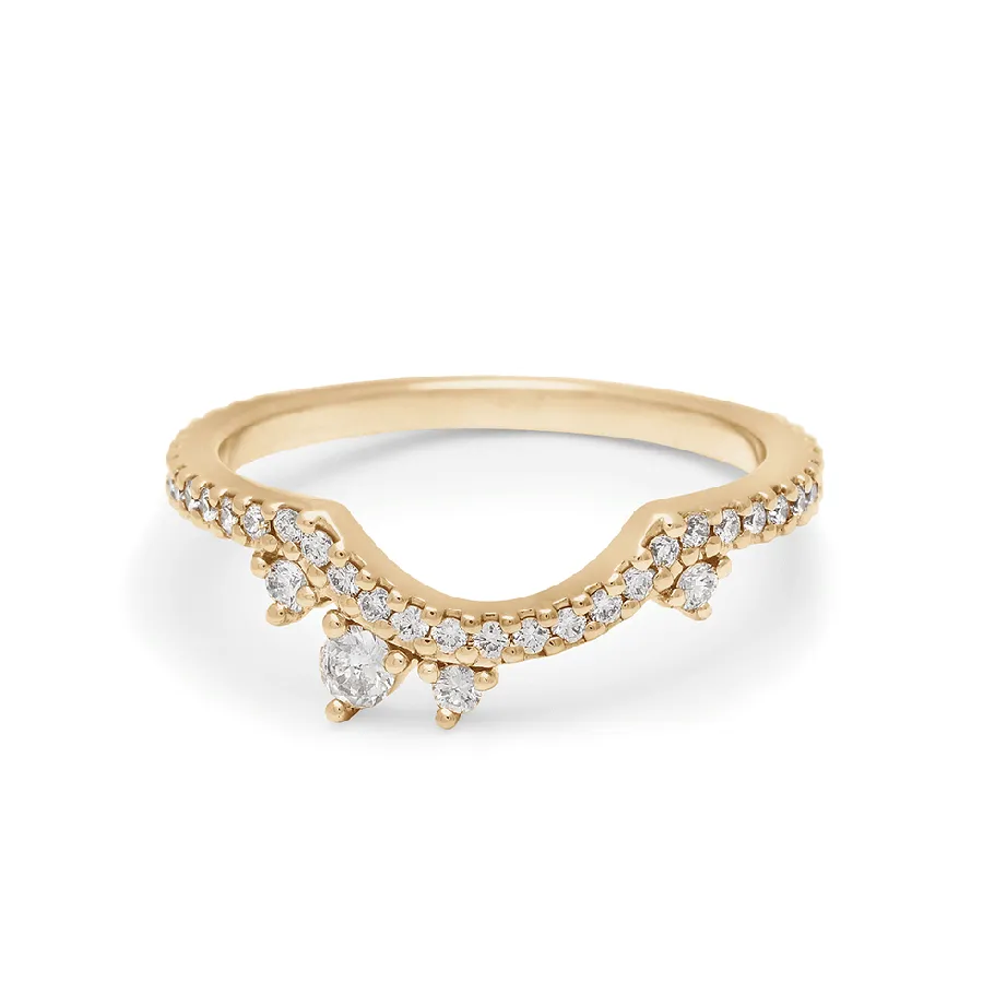 Diamond Dusted Meridian Scallop Band - 14k Gold & White Diamonds