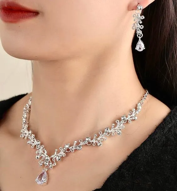 "Brianna" - Bridal 3-Piece Jewelry Set With Tiara - Available in Gold and Silver
