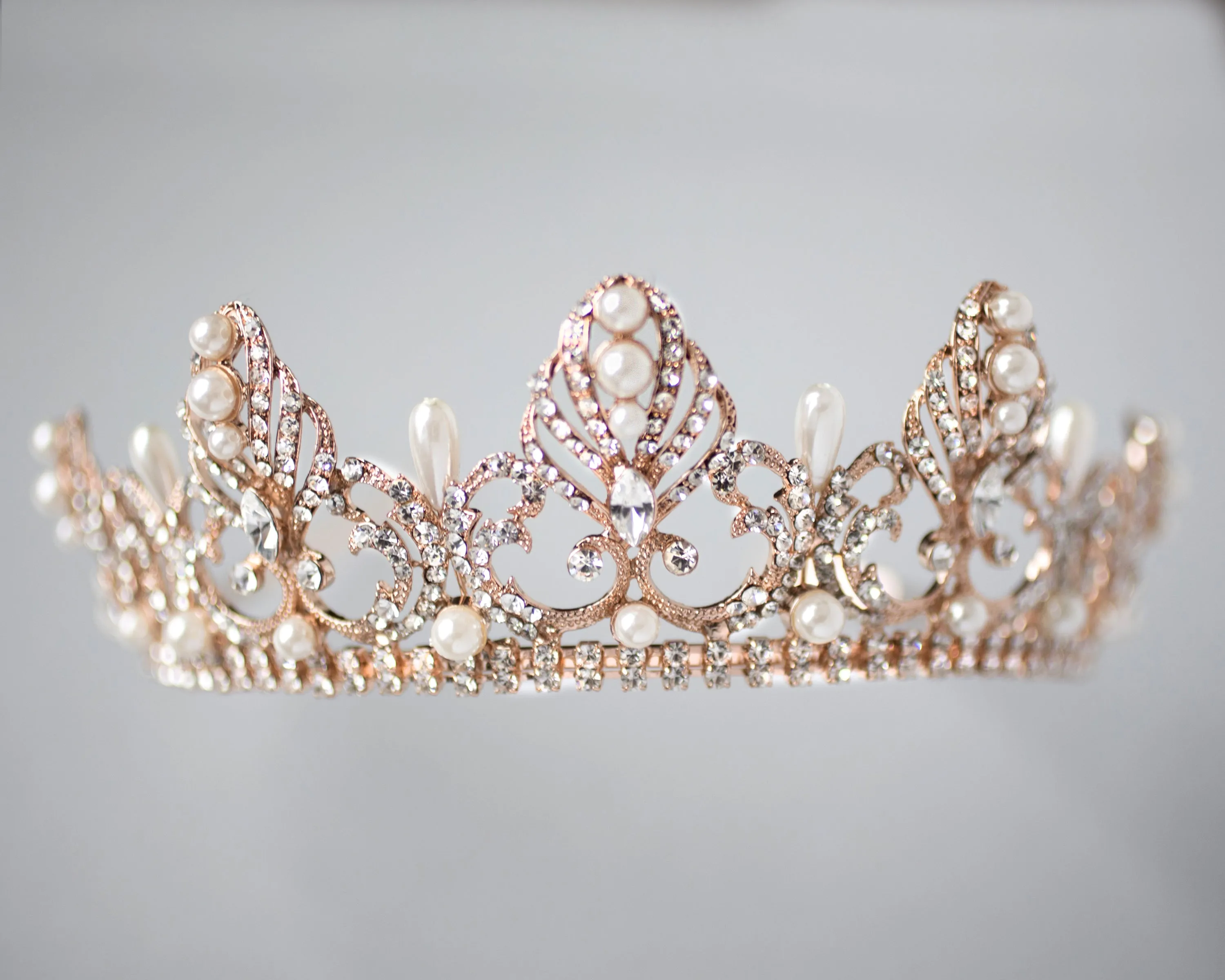 Regal Tiara of Tiara Drop Pearls