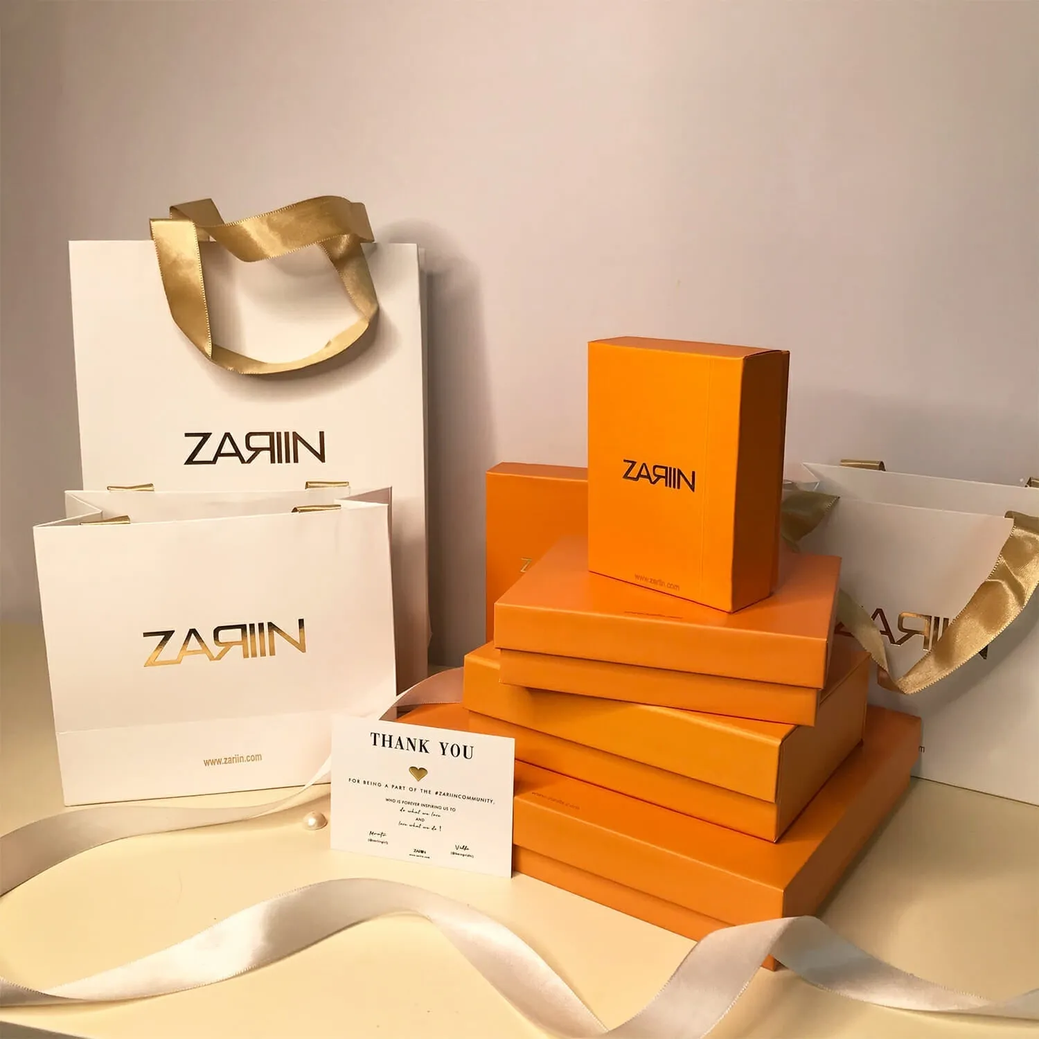 Snow Bright Gift Box